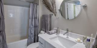 The Cosmopolitan Apartments Gallery 25