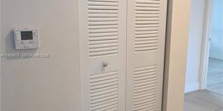 2535 NE 193rd St Gallery 14