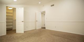 24512 Pat Place Gallery 27