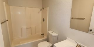 4 Bedroom 2 bath in Valley High Gallery 10