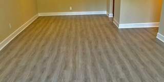 Laurelwood Gallery 17
