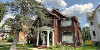 531 W Water St Gallery 22