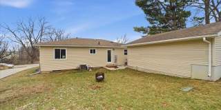 124 N College Street Gallery 21