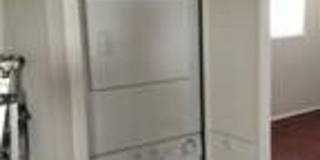 Great 3 bedroom, 1 bath home Gallery 10