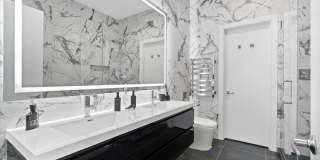 447 N McClurg Court Gallery 26