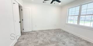 233 Jefferson Heights Gallery 11