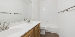 712 W 21st St Apt 304 Gallery 18