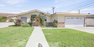 Charming and move-in ready home in Huntington Beach Gallery 1