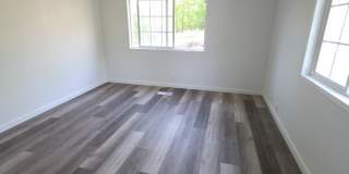 6099 Roland Dr. Gallery 17