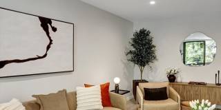 7300 Franklin Ave unit: 346 Gallery 8