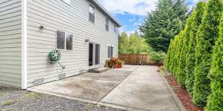 Spacious 5 Bedroom Lynnwood Dream Rental w/ Attached 3-Car Garage! Gallery 18