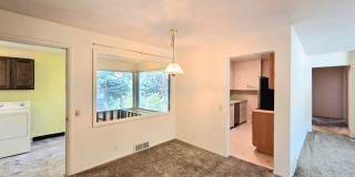 Sprawling 3 or 4-Bedroom House for Rent in a Great Wenatchee Neighborhood! W/D Included! Gallery 17