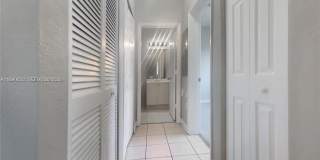 2730 Northeast 4th Street Gallery 4