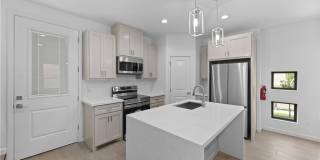 1220 Camellia Avenue Gallery 8