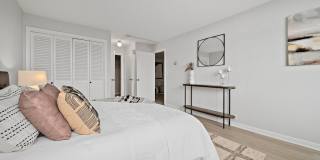 280 Boylston St # 76 Gallery 17