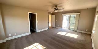 Stunning Corner Home in King City with Washer/Dryer Included, Private Courtyard! Gallery 20