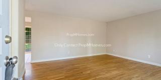 Two-Bedroom Ranch-Style Home in Bonny Slope! Gallery 4