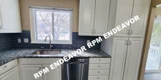 "Stunning 3-Bed Home with Modern Finishes, Spacious Yard, and Quiet Cul-De-Sac Location!" Gallery 7