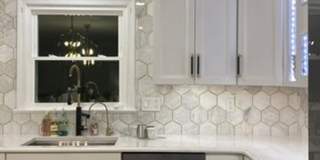 Gorgeous, fully remodeled 5 bed 3 bath centrally located in Great Falls Gallery 8