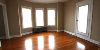 53 E Central St unit: 3 Gallery 11