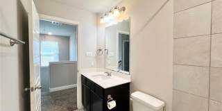 5000-5002 Villas Drive Gallery 25