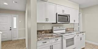 1626 SW Crossing Circle Gallery 9