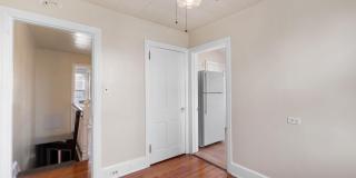 221 CHESTNUT Street Gallery 15