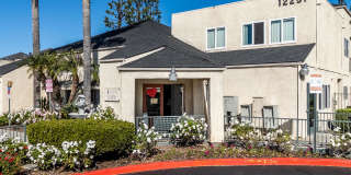 Whispering Fountains at Whittier - Senior Housing Gallery 32