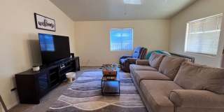 3 Br 2Ba House with Garage and fenced yard**FURNISHED** Gallery 5