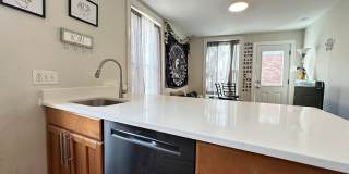 Really niceeee 4 bed in Mission Hill Gallery 15