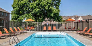 Edgewater Court Apartments Gallery 4
