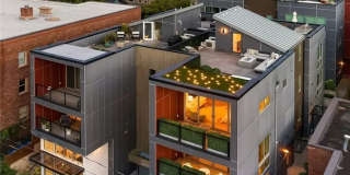 Stunning 2 Bed 3 Bath Home in Queen Anne Gallery 1