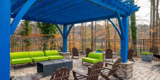 Lake House at Martin's Landing Gallery 63