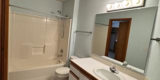 Well maintained 3 bed 2 bath rambler home in quiet Zenith neighborhood in Des Moines Well maintained 3 bed 2 bath rambler home in quiet Zenith neighborhood in Des Moines Gallery 34