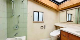 West Oakland 5th St Gallery 13