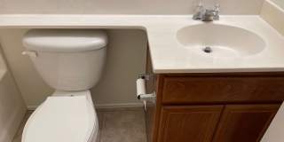 Cozy Town Home For Rent Gallery 23
