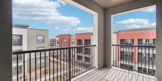 The Maddox Gallery 76