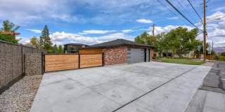 Mid Century Modern Home in Town Gallery 36