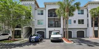 33 West Gallery 25
