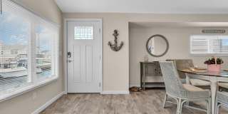 208 Mallard Lane Gallery 12