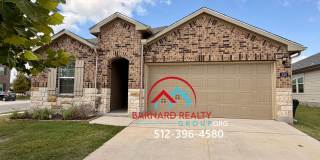 Available August 8: Four Bedroom House on Corner Lot Gallery 1