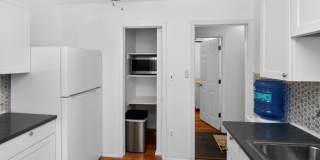 Charming Upper Floor 1BR/ 1 Bath/ Nothing Shared in Woodbridge Charming Upper Floor 1BR/ 1 Bath/ Nothing Shared in Woodbridge Gallery 6