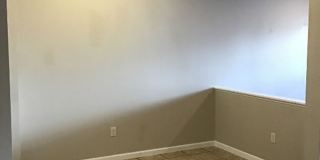 Spacious 3BR Townhome w/ Garage | Great Location Near I-81 Gallery 5