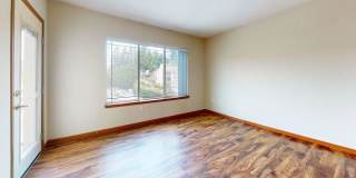 Ondine at Juanita Bay Gallery 19