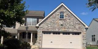 Beautiful Modern 3br 2.5 bath w/bonus room Gallery 1