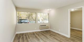 1400 Creekside Apartments CDM Gallery 9