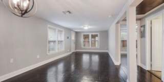 Charming 2BR House in San Antonio Gallery 4