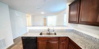 Stylish Move-In Ready Home in Rosillo Ranch, San Antonio, TX - Realtor Commission: $400 Gallery 17