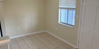 Updated 1 Bedroom Apartment Near the Beach – First Floor – Cats Welcome! Gallery 7