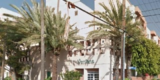 1200 N Mansfield Ave Gallery 1